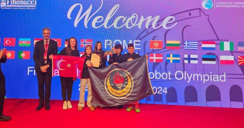Fibonacci Uluslararası Robot Olimpiyatları 2024'te Türk öğrencilere ödül