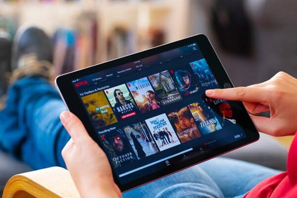Kullanıcılarını Netflix’ten üzen artış! İkinci gezi 2025’te geldi: en düşük plan bile, ne kadar
