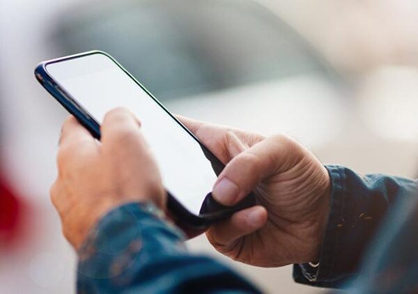 Tinder gençleri için Hamle: Çift Randevu