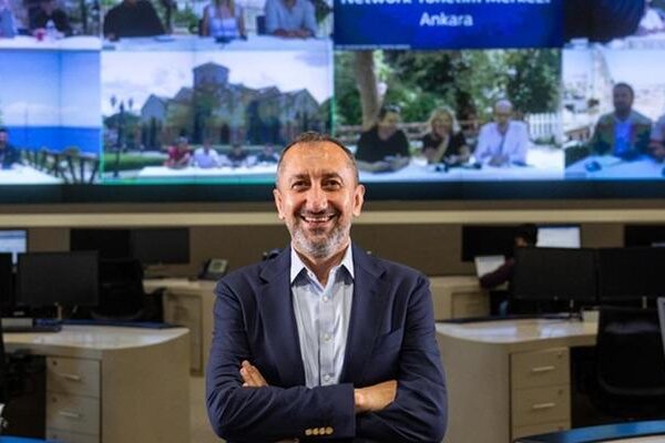 Türk Telekom üit Öal’in CEO’su: “9 milyondan fazla aileye 1 Gbps erişim hızı sunuyoruz”