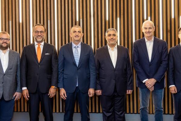 Trendyol Group, Baykar Haluk Bayraktar, ADQ ve ANT International CEO’su stratejik bir işbirliği anlaşması imzaladı