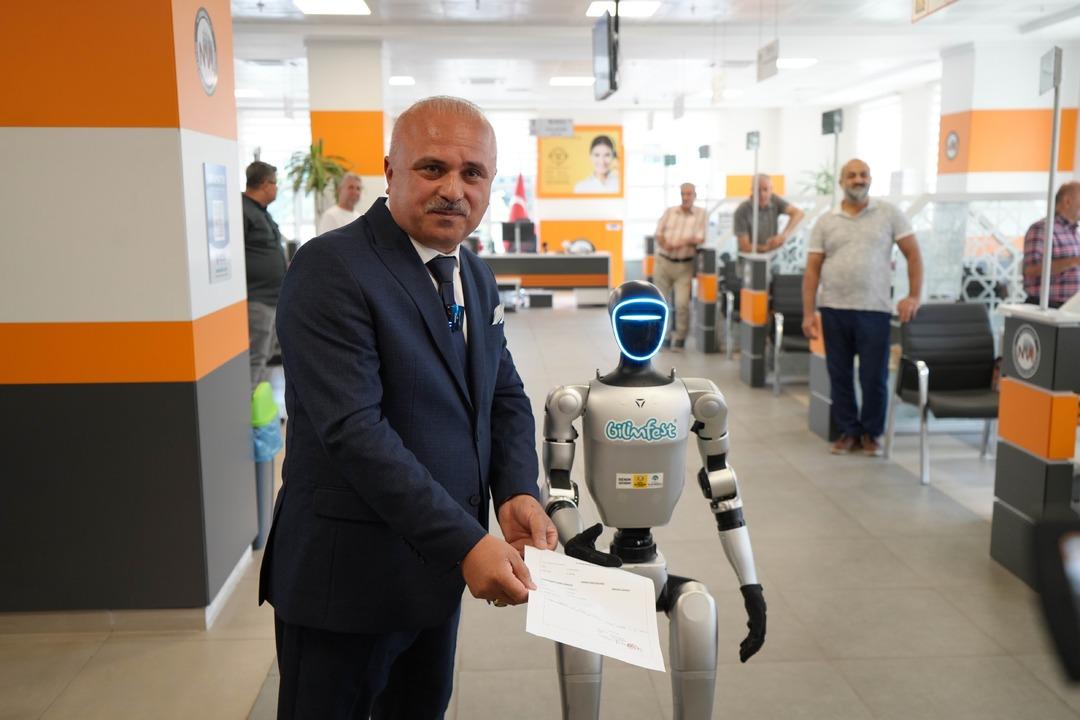 Türkiye birincisi! Robotu nüfusa kaydettiler:
